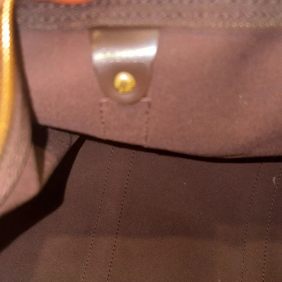 Authentic Louis Vuitton Keepall Bandoulière 55 - Picture 15 of 17